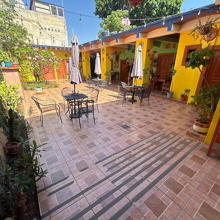 Hotel Posada "Mi Rosita" オアハカ州 エクステリア 写真