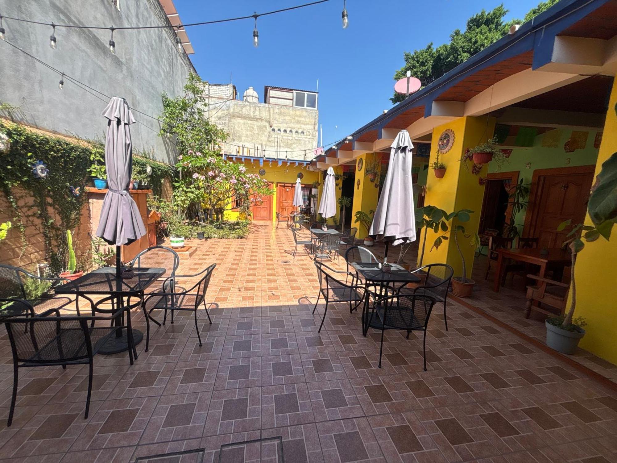 Hotel Posada "Mi Rosita" オアハカ州 エクステリア 写真