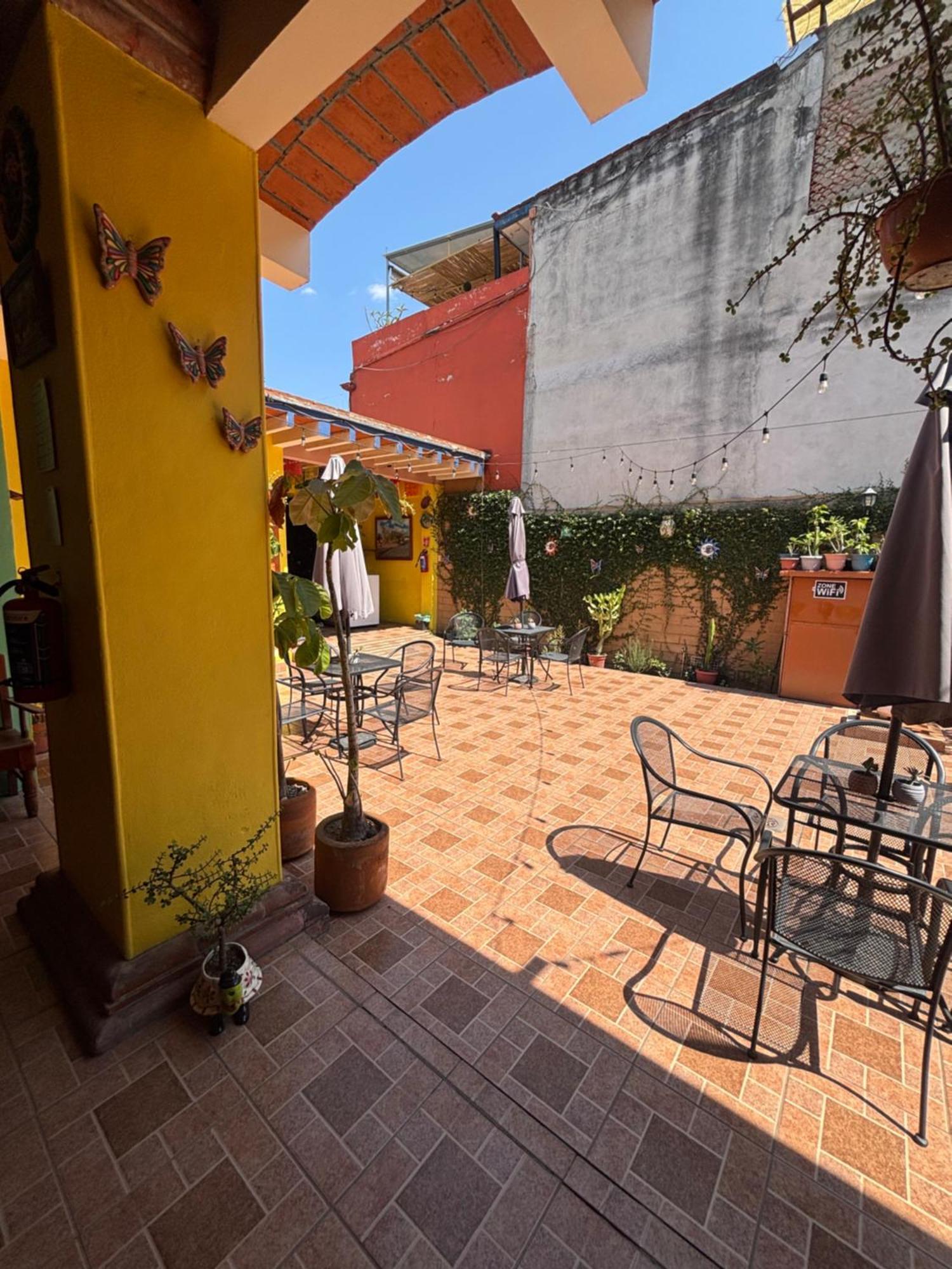 Hotel Posada "Mi Rosita" オアハカ州 エクステリア 写真